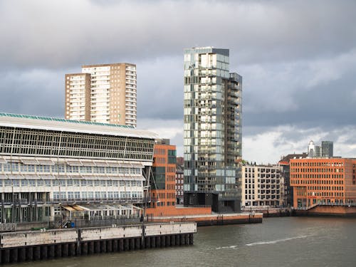 çok katlı binalar, Hamburg, Liman içeren Ücretsiz stok fotoğraf