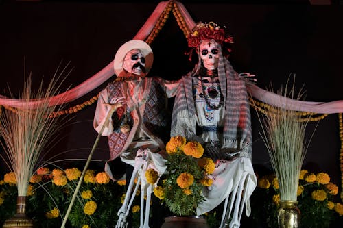 Spooky Skeletons Halloween Decoration
