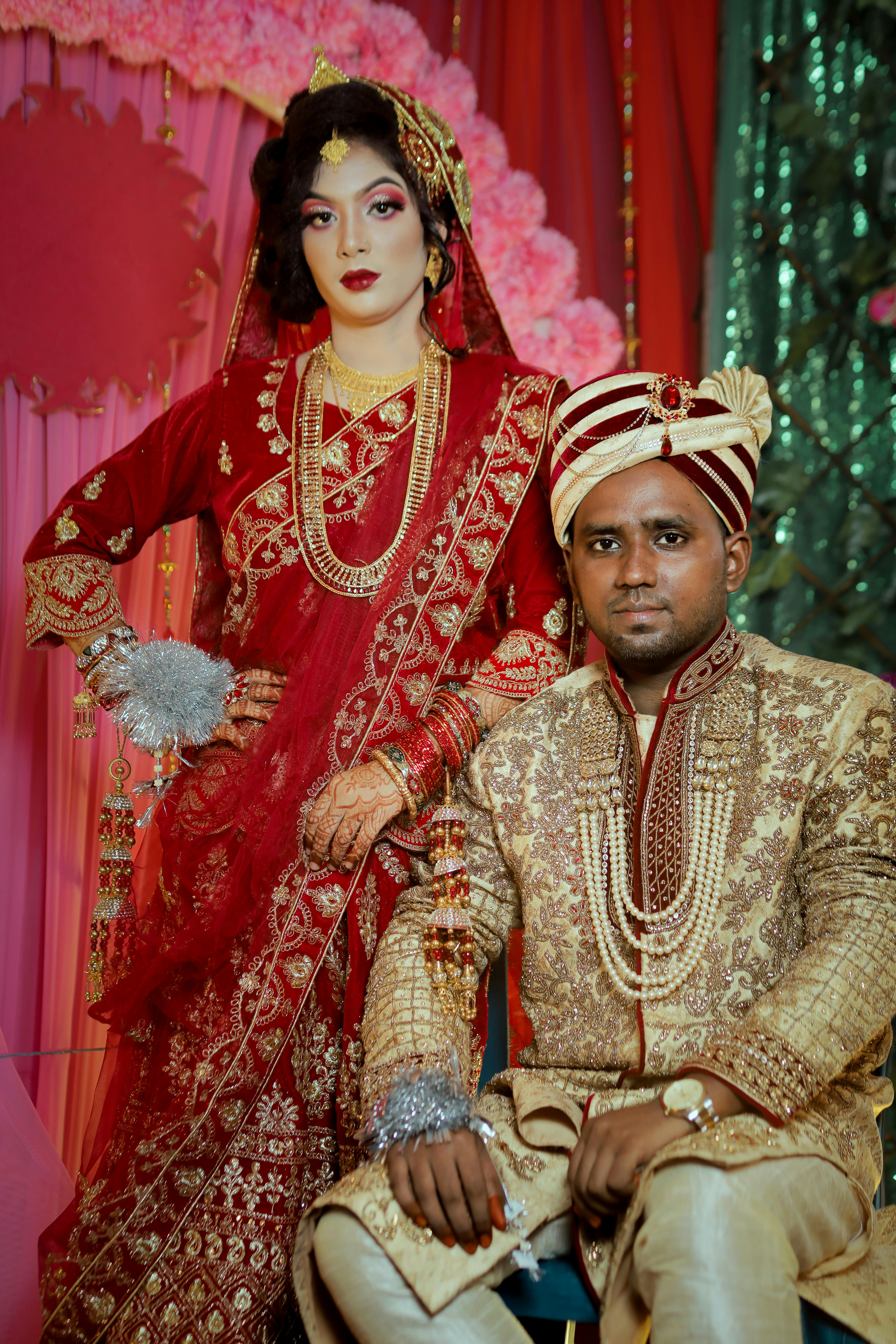 50 Sabyasachi Bridal Lehenga Royals Indian Weddings | Sabyasachi lehenga  bridal, Sabyasachi bridal, Indian bridal