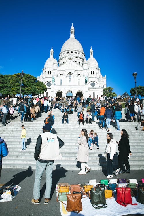 Безкоштовне стокове фото на тему «montmartre, базиліка святого серця, блакитне небо»