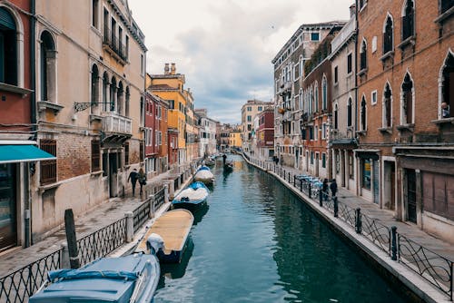 無料 ヴェネツィア, ウォータークラフト, シティの無料の写真素材 写真素材