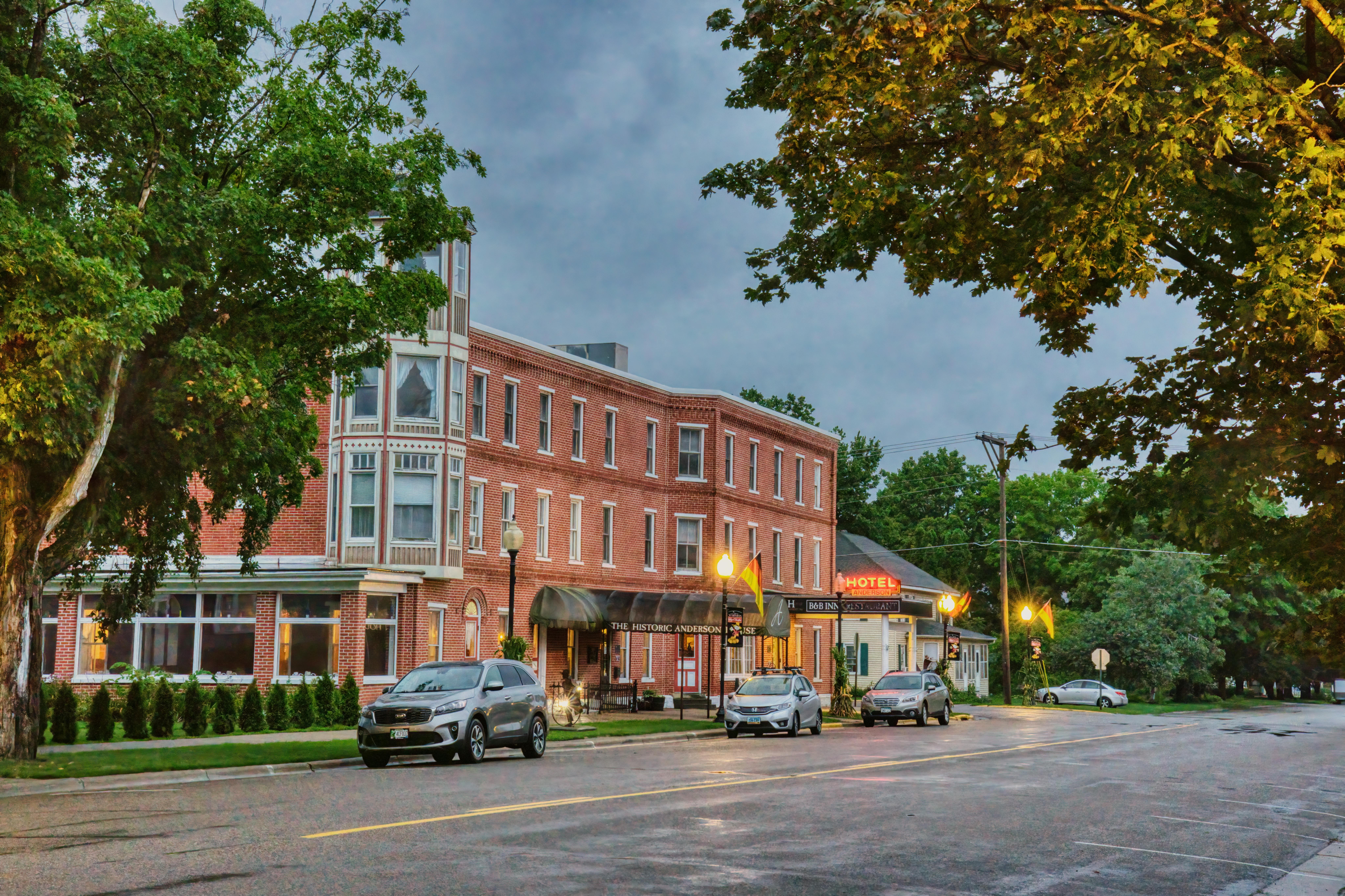 Bristol Hotel And Parking: Discover The Best Options For You! 4 Experience Bristol Like a Local: Our Favourite Hotels with On-Site Parking Solutions