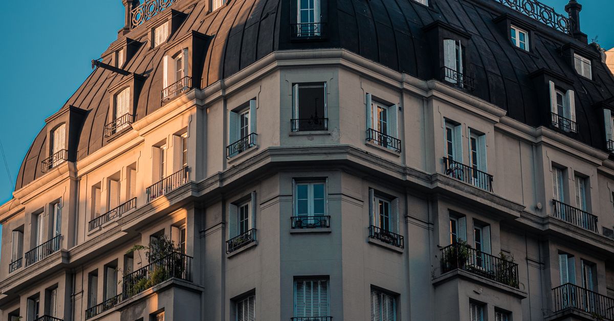Beautiful view of High-Rise Apartment Building Design Features