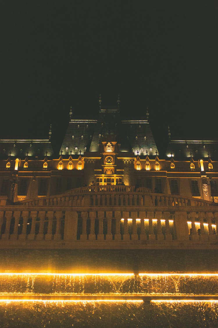 Palas Castle At Night