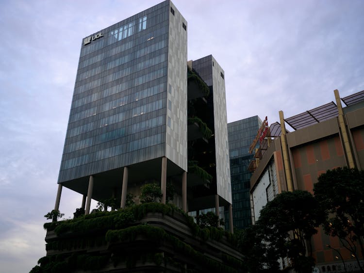 Low Angle Shot Of An Architectural Building In Singapore