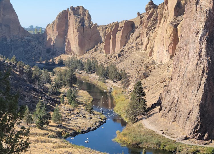 Crooked River In Smith Rock State Park