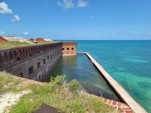  Fort Jefferson in the Dry Tortugas National Park, Florida, USA