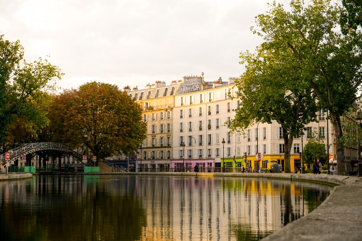 Canal Saint-Martin Stroll