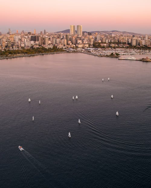 Foto profissional grátis de aerofotografia, alvorecer, cair da noite