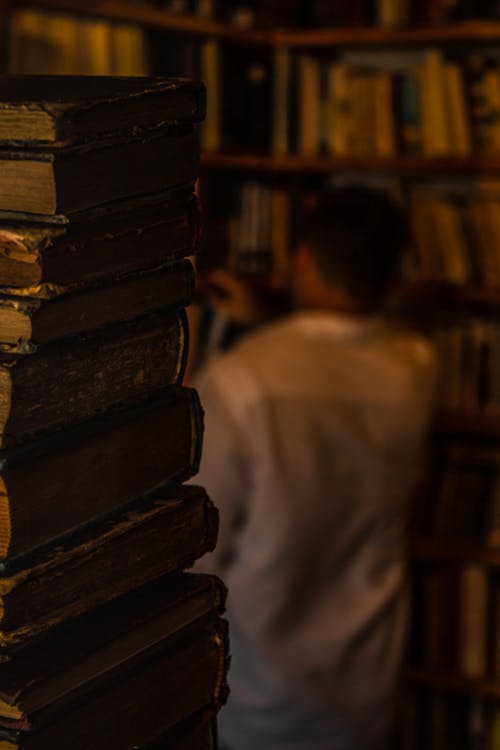 Kostenloses Stock Foto zu alte bücher, bibliothek, buchgeschäft