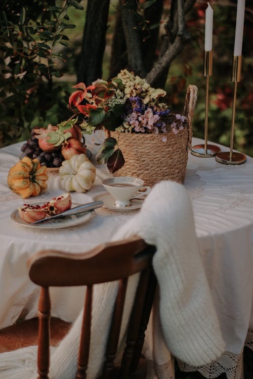 Gourds and Flower Basket Decorating Table
