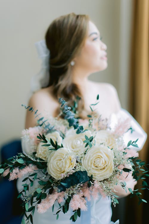 Foto profissional grátis de arranjo de flores, buquê de flores, casamento