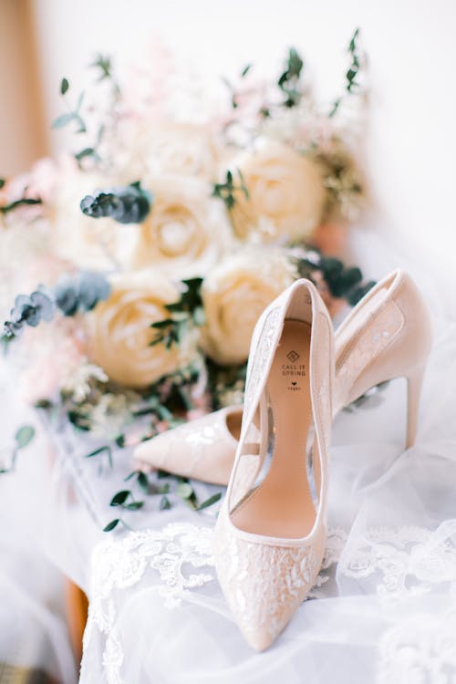 Free High Heels and Flowers Stock Photo