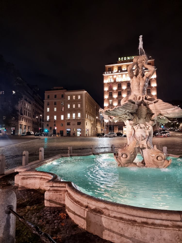 Fontana Del Tritone During Nighttime 