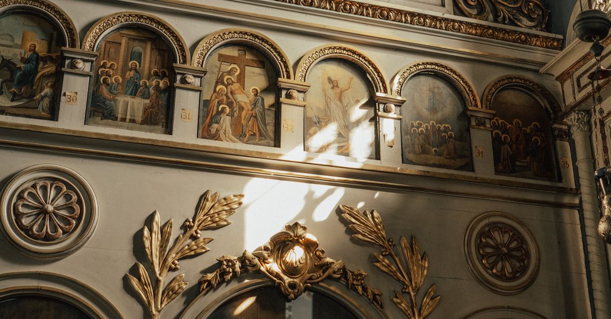 Interior Design of Old Church · Free Stock Photo