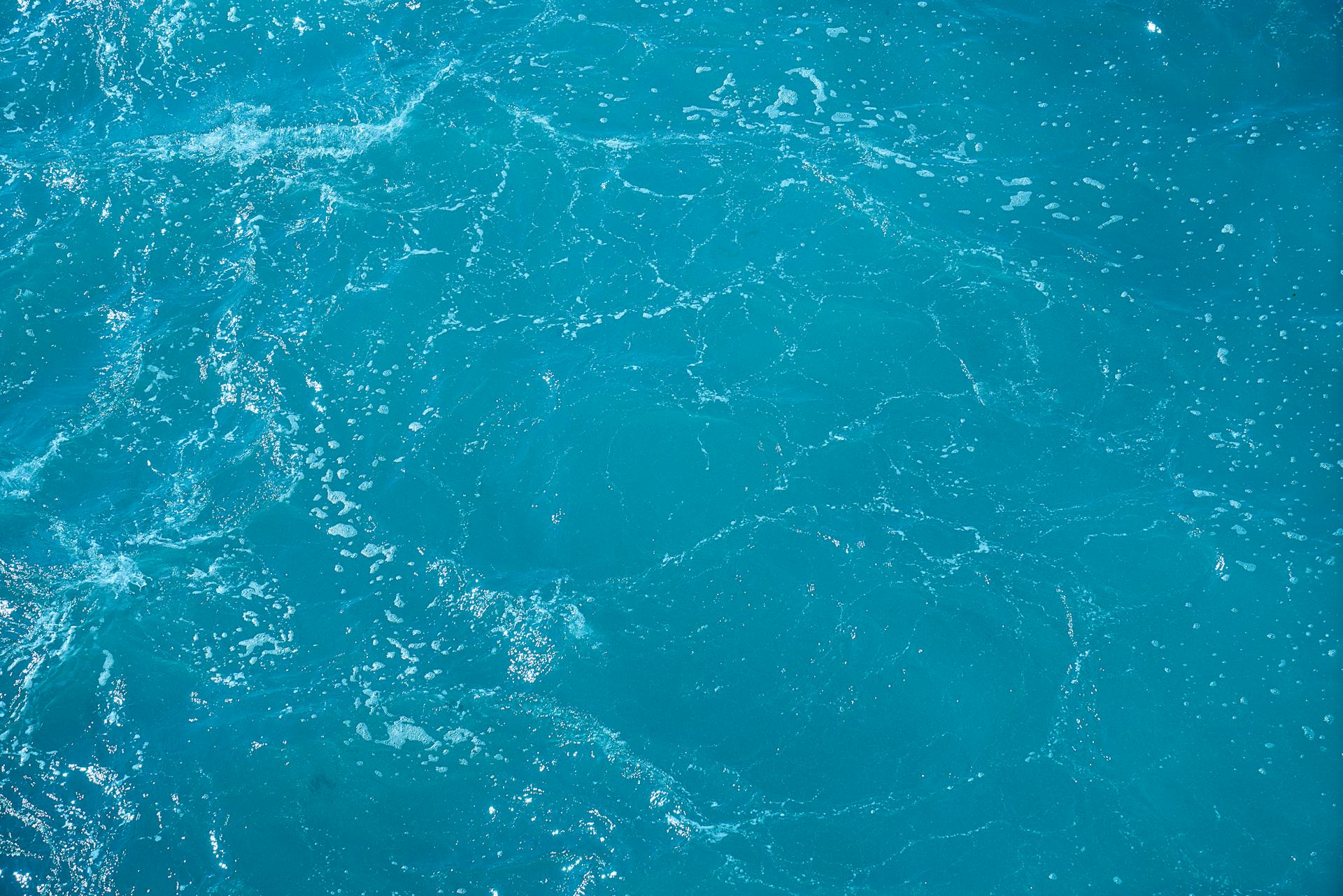 Close-up Photo of Blue Body of Water
