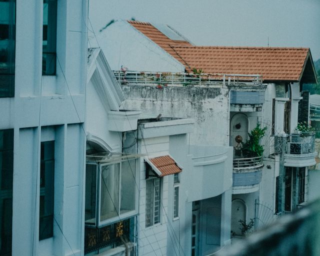 Flat rooftops with terraces Apartment buildings with flat rooftop gardens and terraces