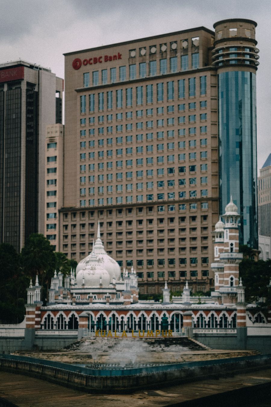 Kuala Lumpur skyline at dusk, a relaxed backdrop for an age gap dating first meeting