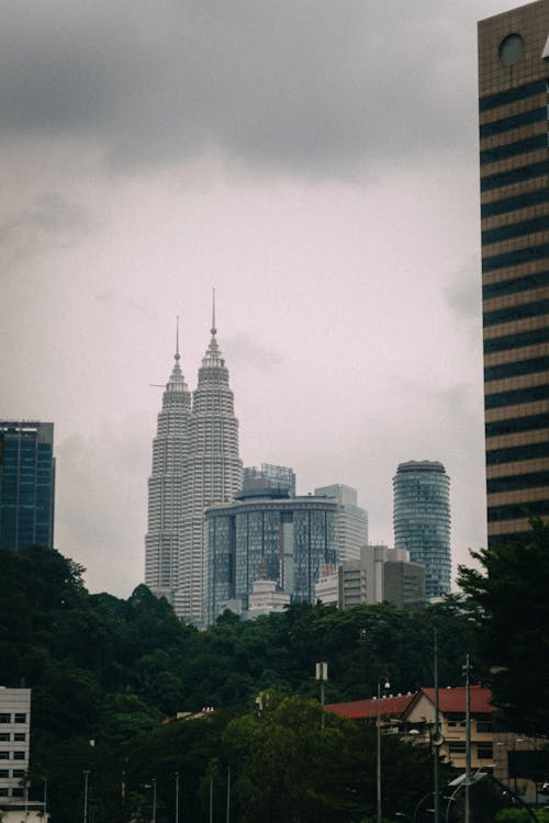 Gratis lagerfoto af klcc tårn, kuala lumpur, lodret skud