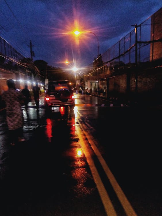 Road Wallpaper Pc壁紙 ダッカ 雨の日 の無料の写真素材