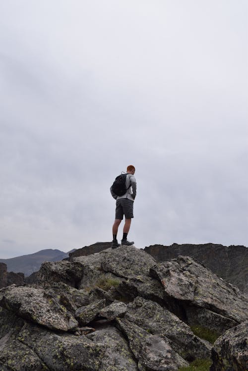 Foto d'estoc gratuïta de a l'aire lliure, acció, alpinista