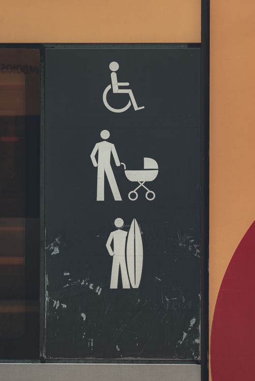 Pram Areanote White Signs on a Wall · Free Stock Photo