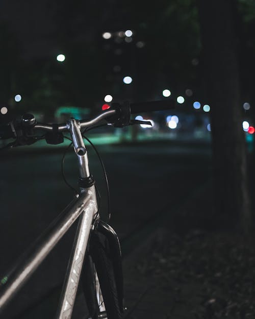 Photos gratuites de bicyclette, fermer, nuit
