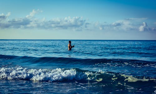 Gratis lagerfoto af bølger, dagtimer, fiskeri Lagerfoto