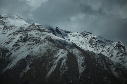 Foto stok gratis dingin, gunung, langit suram
