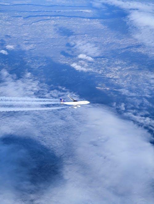 Darmowe zdjęcie z galerii z 747, błękitne niebo, boeing