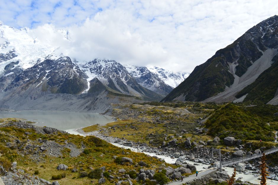 Snow-capped peaks of Aoraki Mount Cook National Park, New Zealand