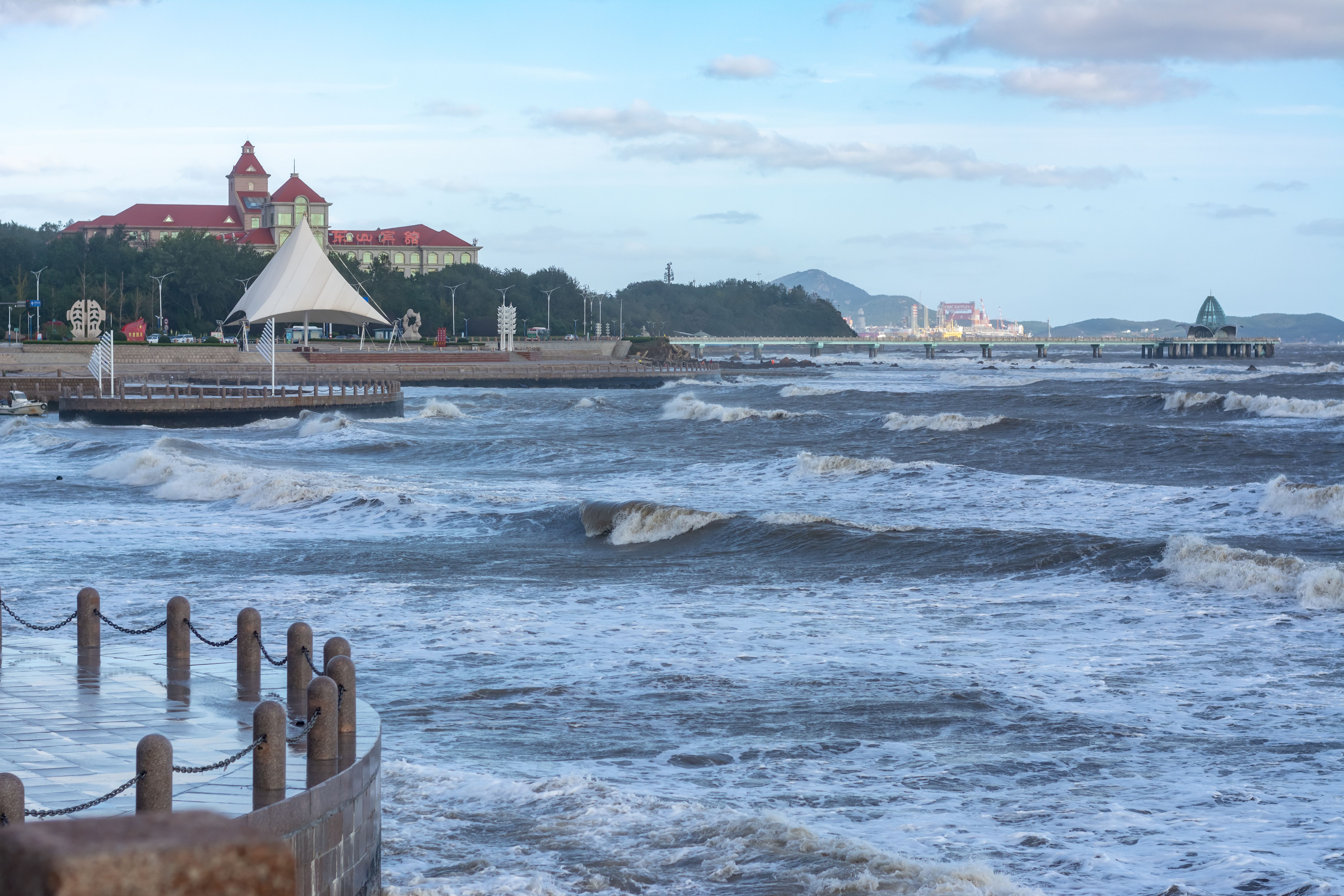 View of a Waterfront · Free Stock Photo