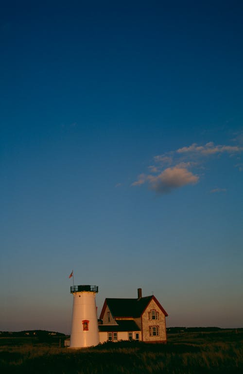 Foto d'estoc gratuïta de cel blau, far, paisatge