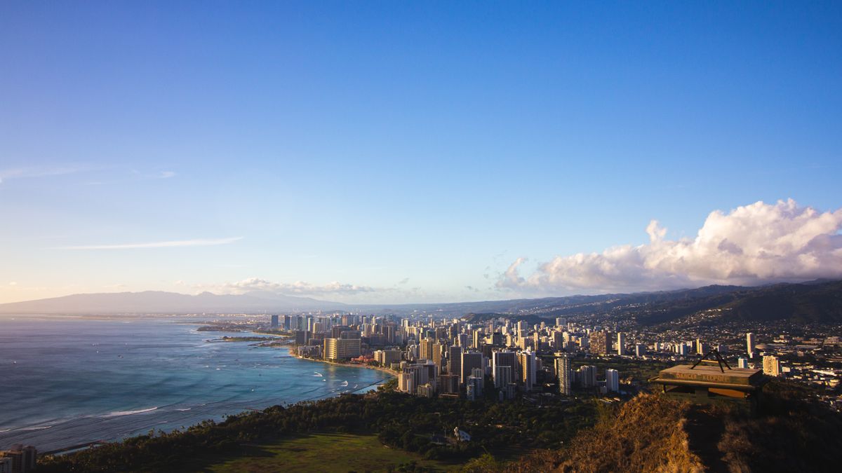 How to Enter Restaurant Freebies in Honolulu, Hawaii Without Scams