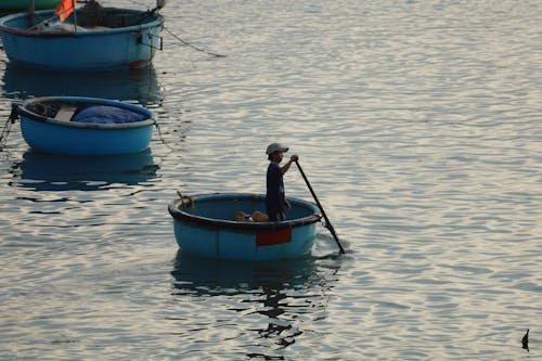 Fotobanka s bezplatnými fotkami na tému jazero, loď, loďka