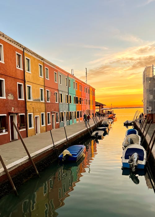 Foto profissional grátis de acima da água, barco, burano