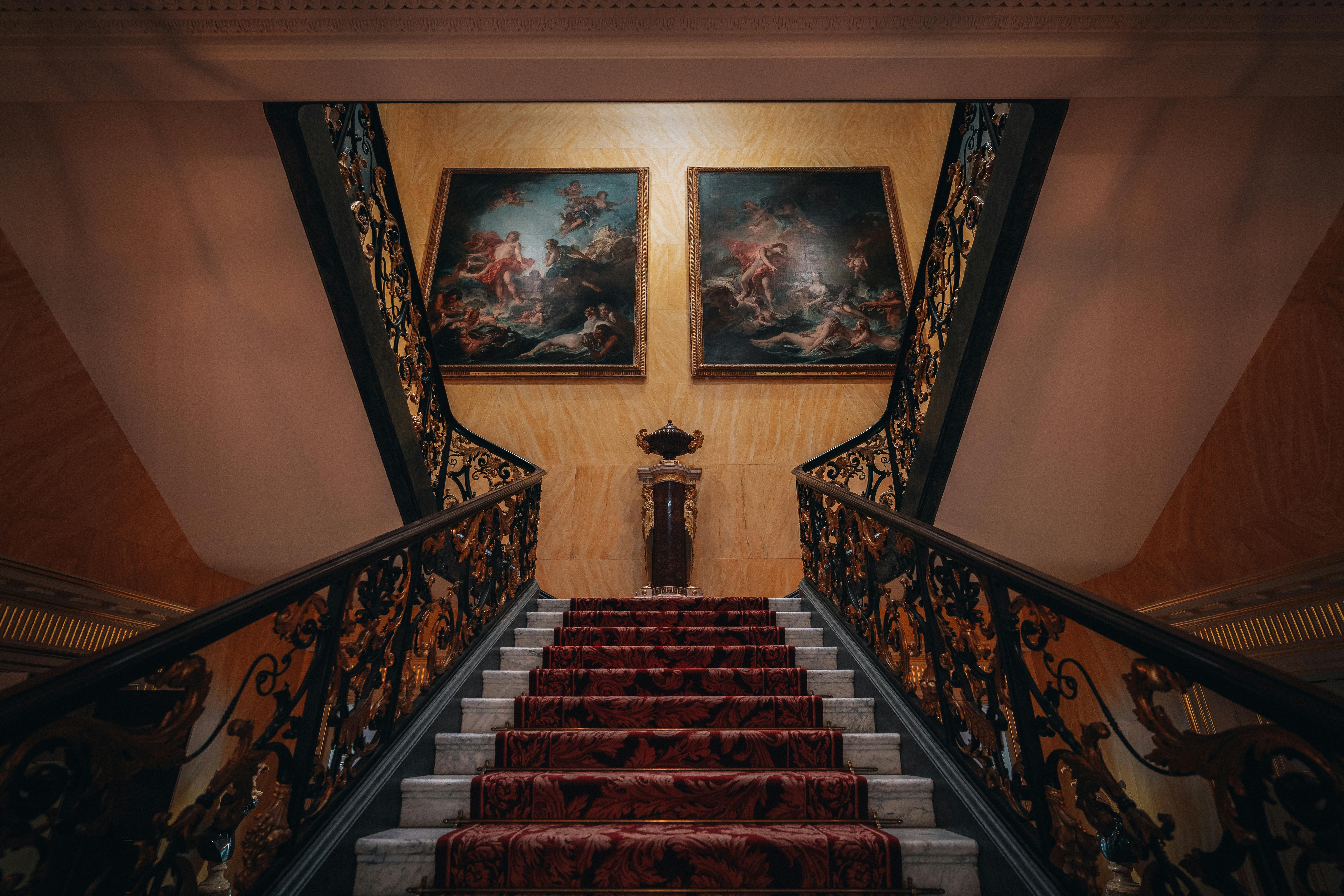 Exploring Offbeat Museums in London: The Warehouse Memento Mori