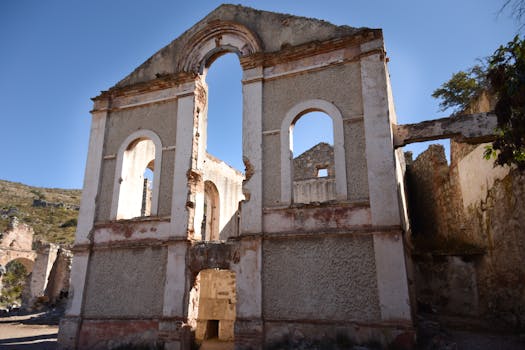 Abandoned ruins at Real de Catorce, an iconic historical site in Mexico.