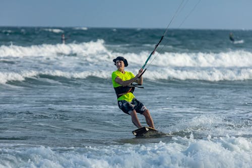 Photos gratuites de homme, individu, kite surf