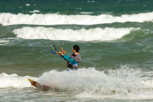 คลังภาพถ่ายฟรี ของ kiteboarder, kiteboarding, กระดานโต้คลื่น