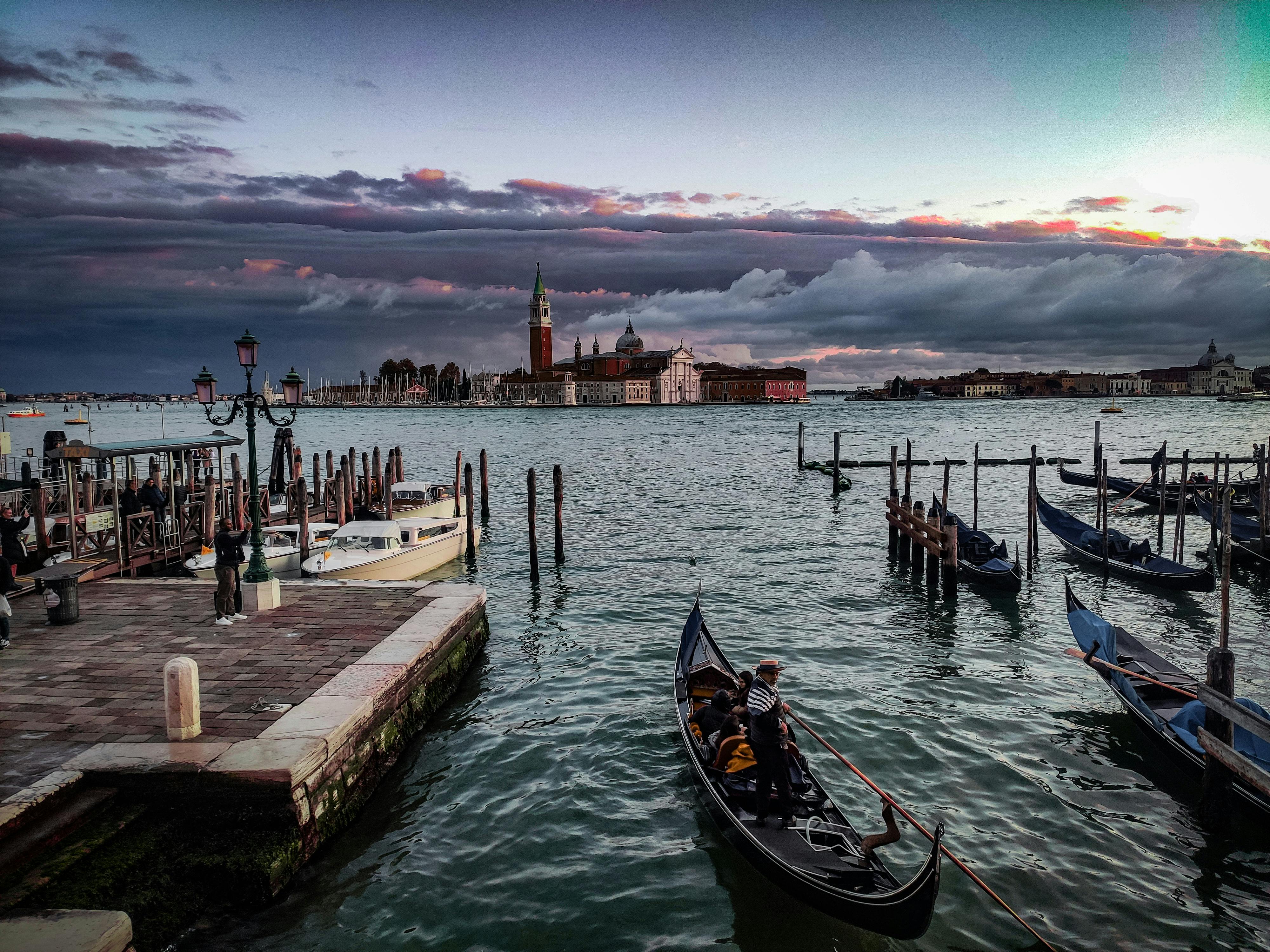 Venice Gondola Ride: Cost, Sharing Tips, and Why It's Still Worth Every Euro