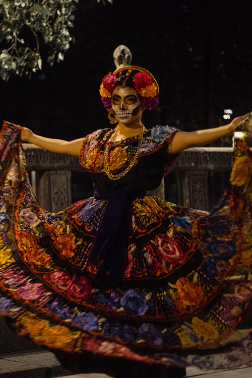 Catrina in Dress at Night