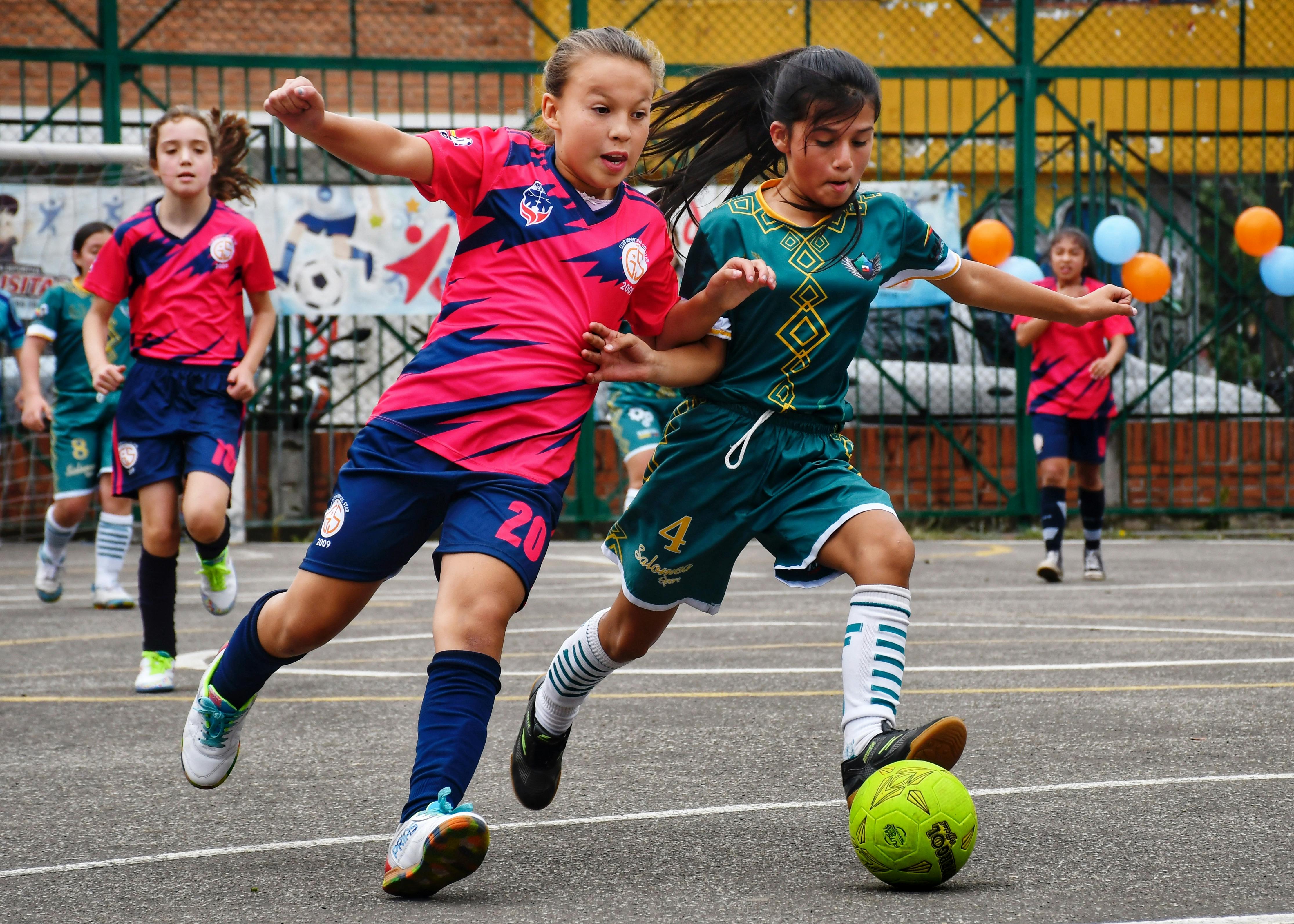 custom sports uniforms Pakistan 3