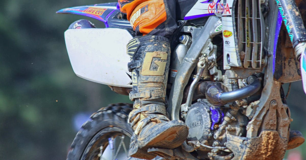 How to clean fuel injectors on dirt bike