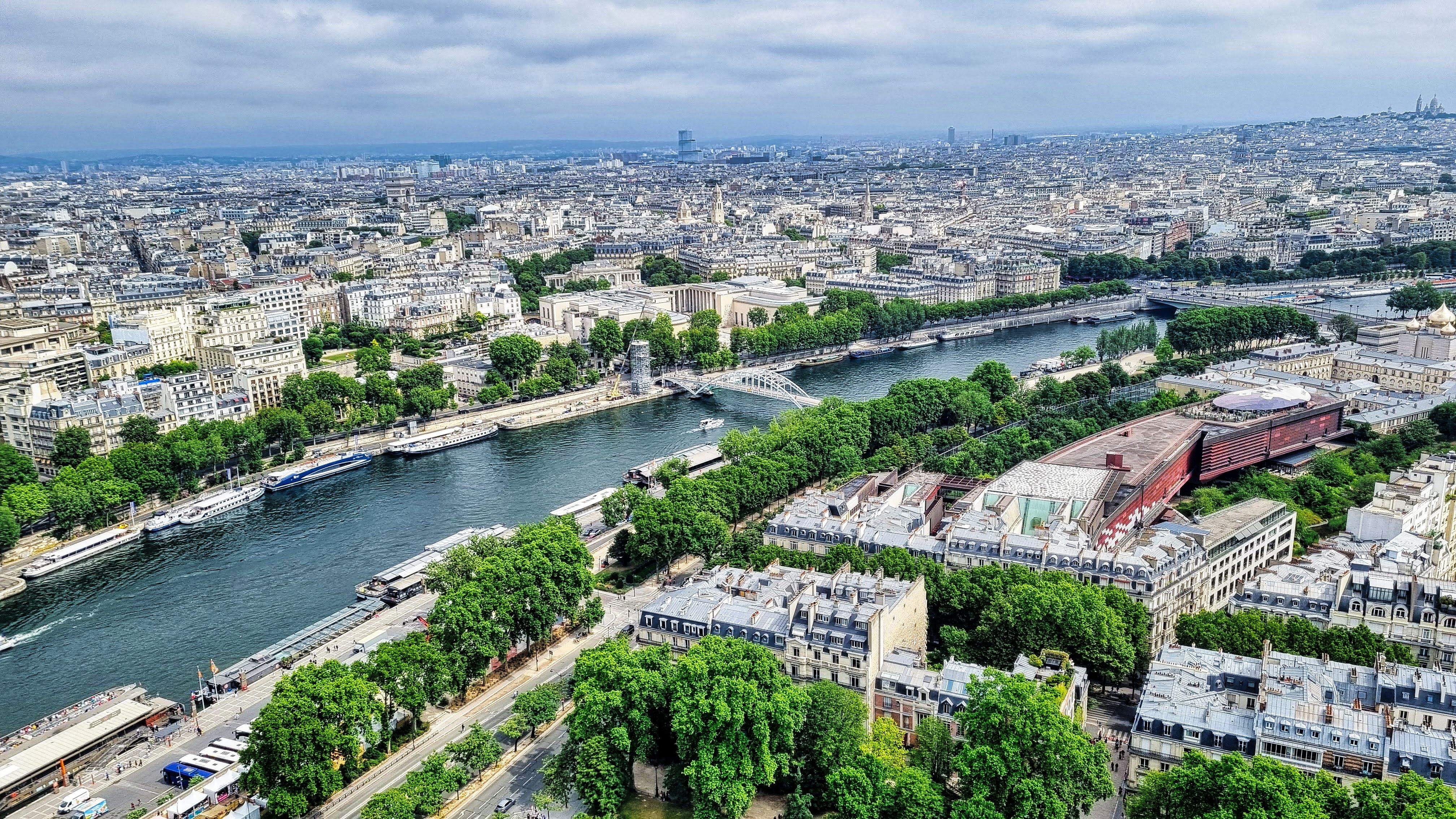 High Angle View of City and River · Free Stock Photo