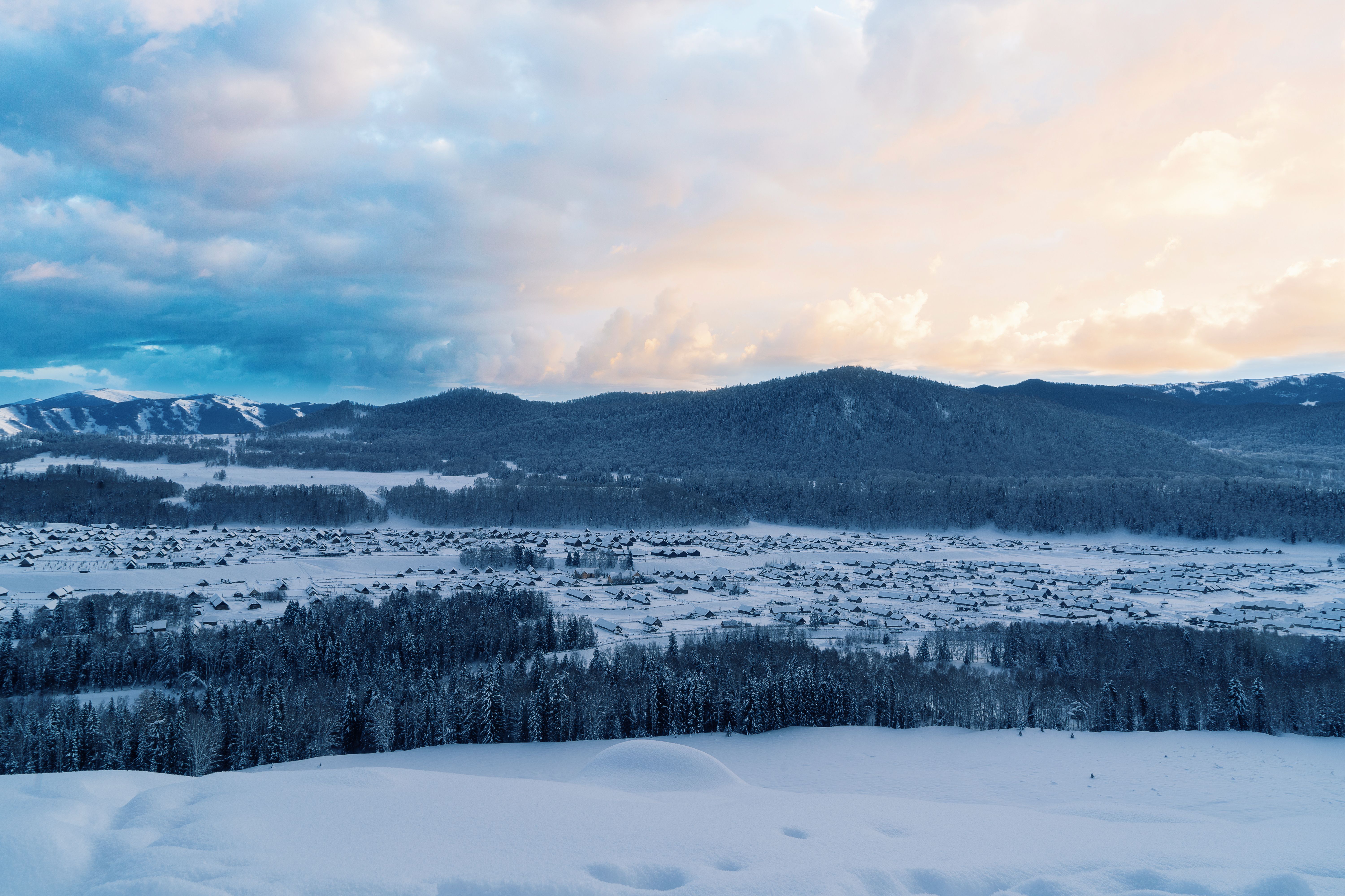 Russia’s Oymyakon Tourism Reality Check Reveals How the World’s Coldest Permanently Inhabited Settlement Is Becoming a Rare E