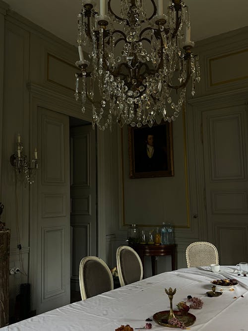 Palace Dining Room 