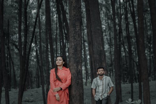 Foto profissional grátis de apoiando, casal, casal indiano