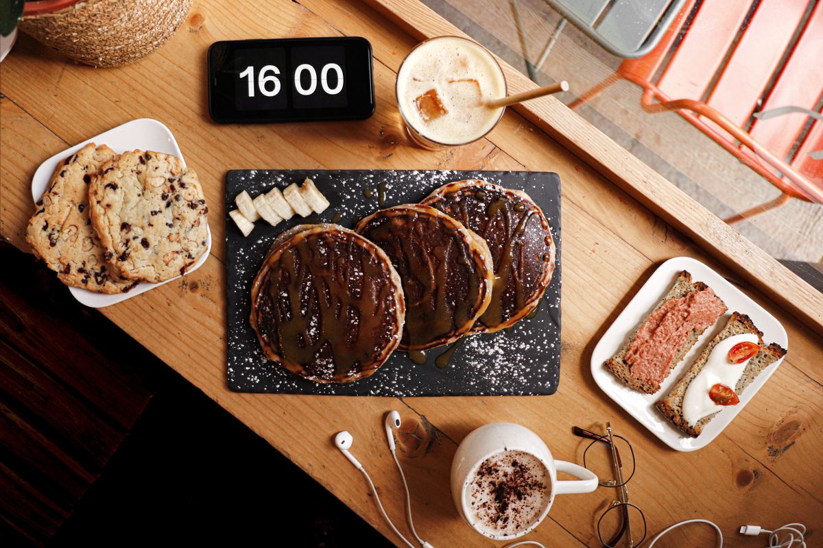 Pancakes mit Bananenscheiben