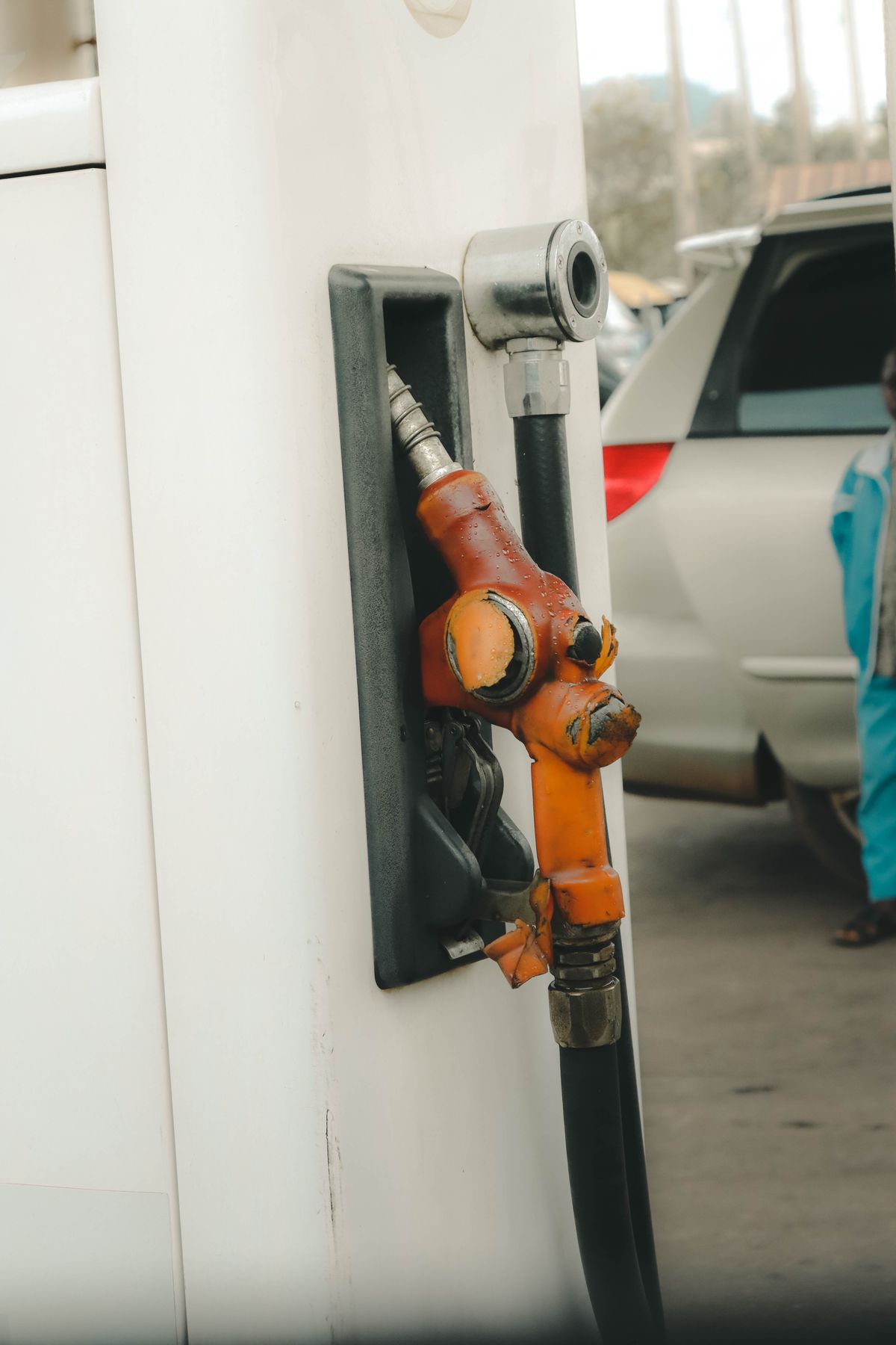 How to Check Pakistan Petrol and Diesel Prices From Official Sources